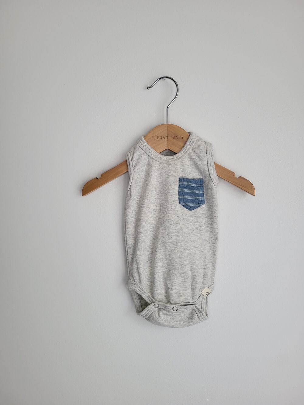 Lulu + Roo Handmade in the USA Baby Boy Bodysuit 0-3m EUC